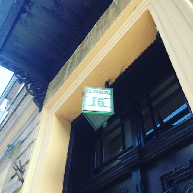 165AE8B1-2DA0-4521-A1BD-820B135B9EC5