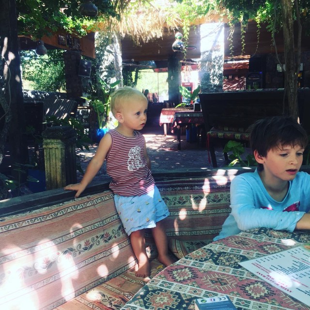 0FA89F96-D2B2-48C8-BA1A-E225EA4CFFE8