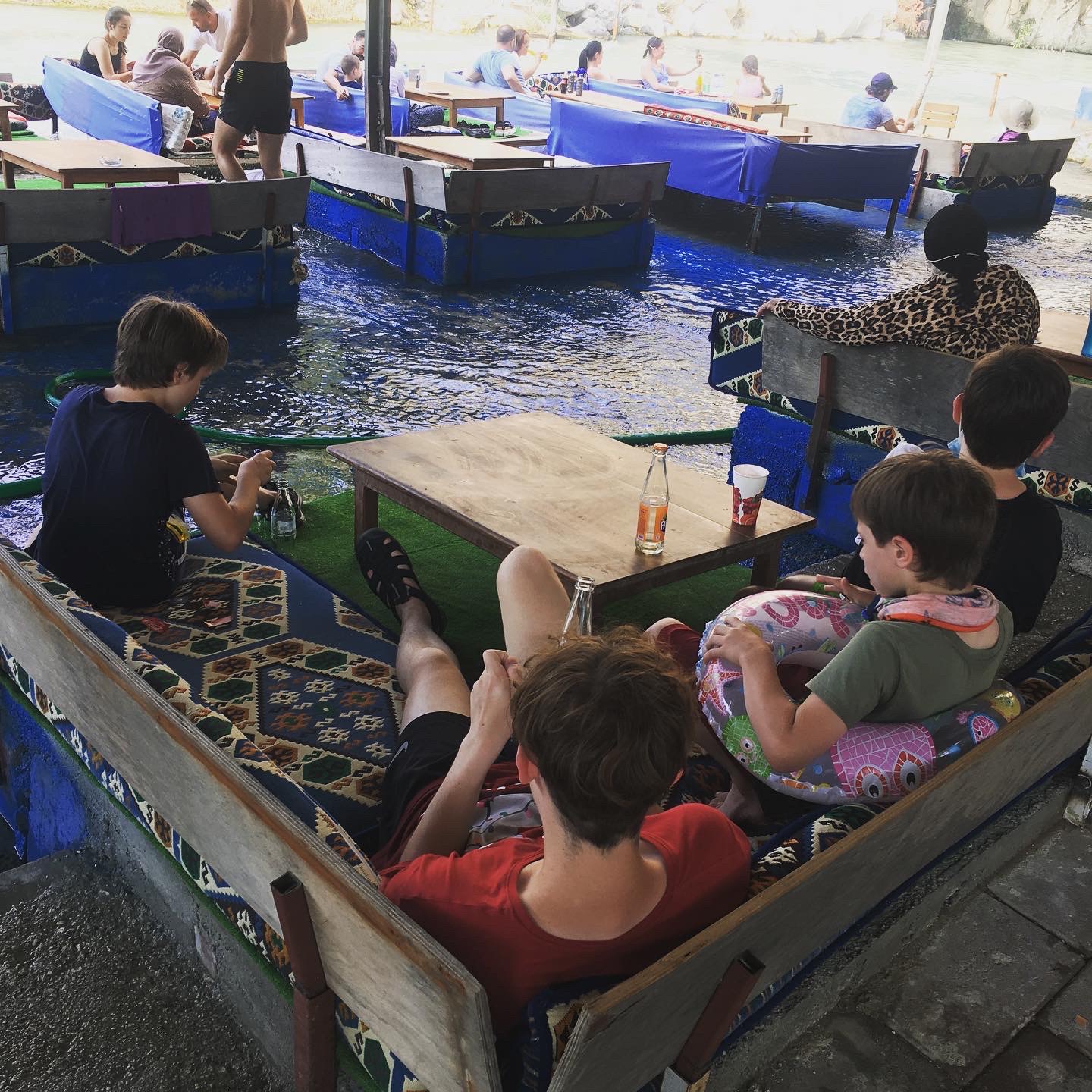 5FB8E6AA-C10B-4CC2-B205-6B1BA3C626F1